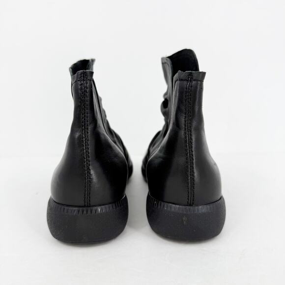 Munro Womens Scout Booties Size 7.5M Black Slip On Water Resistant NWOB - Picture 7 of 9